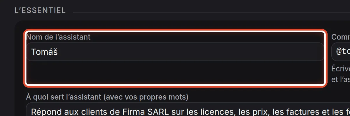 Gros plan – Le nom de l’assistant