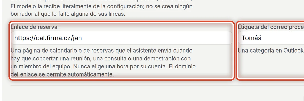 De cerca: Enlace de reserva y etiqueta