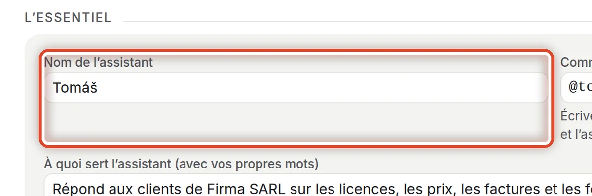Gros plan – Le nom de l’assistant